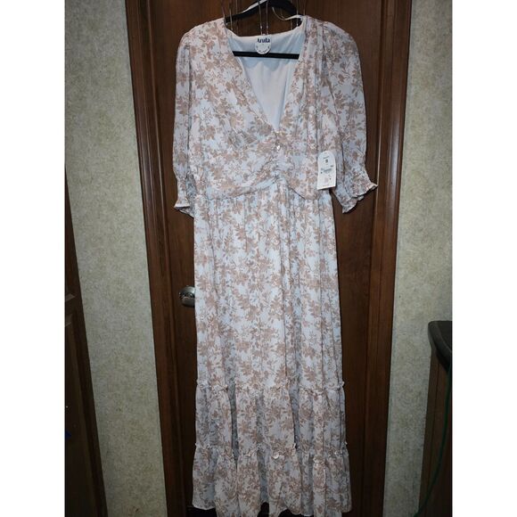 Altar'd State | Dresses | Arula By Altard State Nova Floral Maxi Dress ...